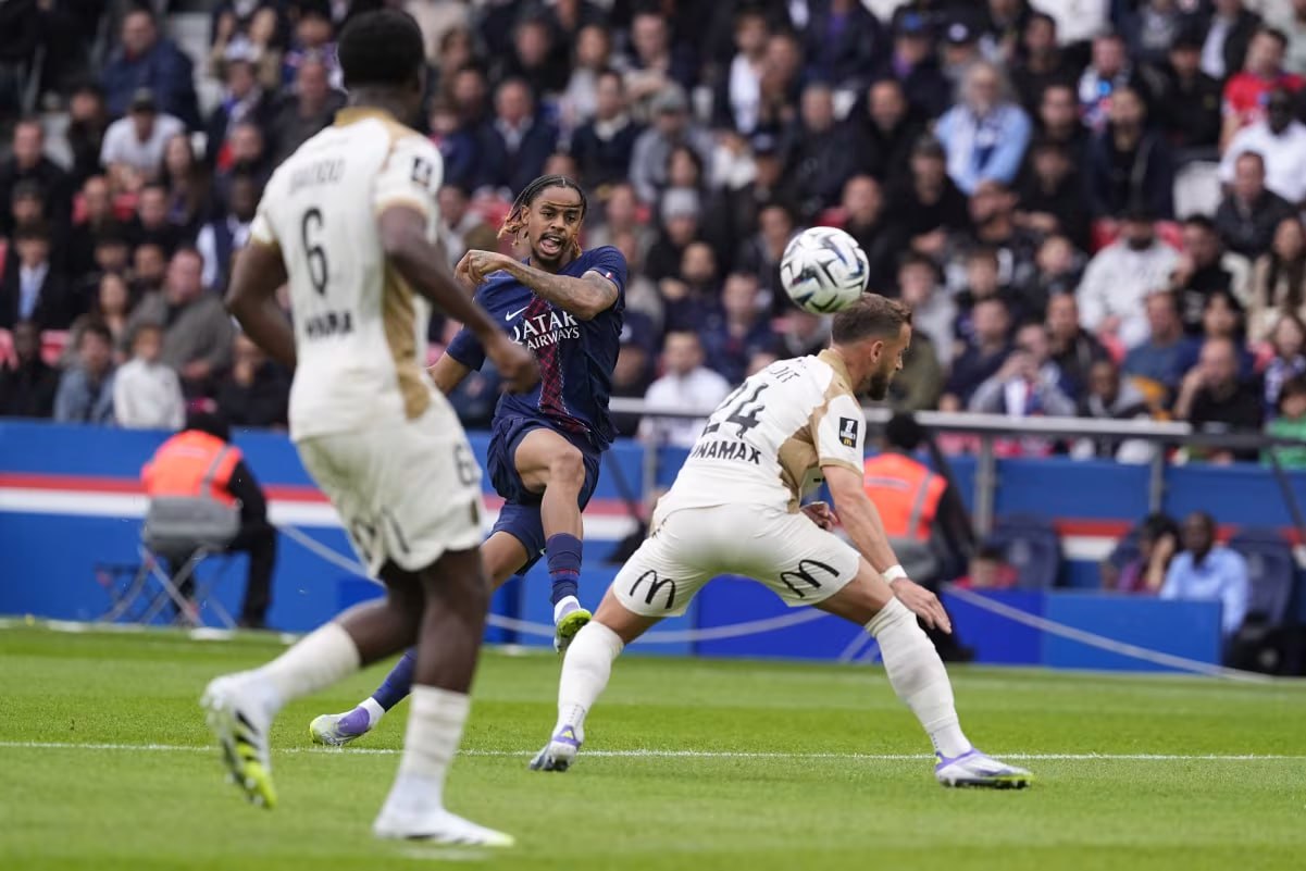 PSG vs RC Lens (22:15 &#8211; 14/09) | Xem lại trận đấu