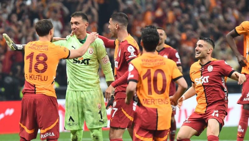 Nhận định soi kèo Frankfurt vs Galatasaray lúc 02h00 ngày 19/9/2025